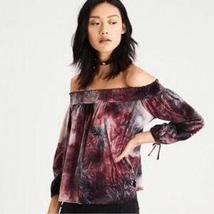 American Eagle Off the Shoulders Top